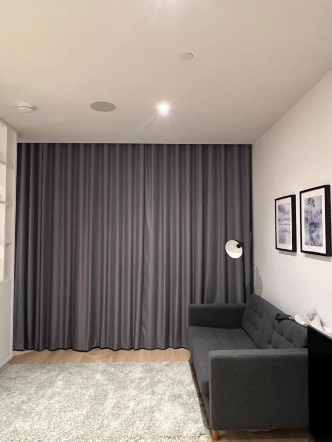 London Heathrow Airport Apartment Voyager House Terminal 12345 - Ev Electric And Parking Available Hillingdon Exteriör bild